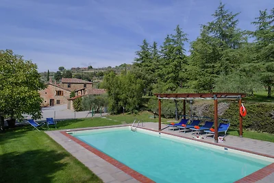 Bellissima villa con piscina a Cortona