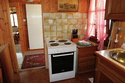 Boutique-Ferienwohnung im Wallis mit Balkon