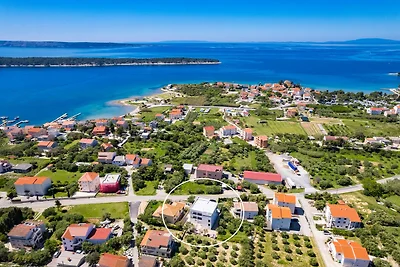 Moderne Wohnung, 300 m vom Strand entfernt
