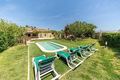 Villa in stile rustico vicino alla spiaggia...