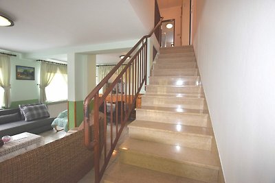 Komfortables Ferienhaus in Banjole in...