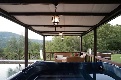 Casa vacanza a Valtopina con giardino