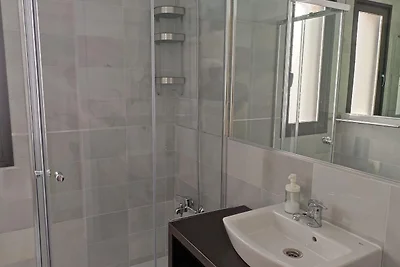 Schöne Wohnung mit privater Terrasse