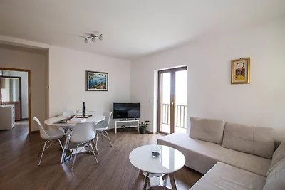 Apartment mit privater Terrasse