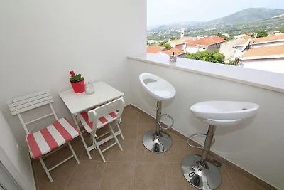 Moderne Ferienwohnung in Meeresnähe in Kaštel...