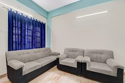 Hotel O Kazhakuttam Vadakkumbhagam