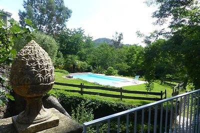 Ruhiges Ferienhaus mit Pool in Ardèche