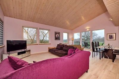 Eco Norfolk Golf Lodge con piscina