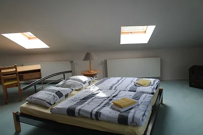 Luxuriöse Ferienwohnung in Boddin mit Garten