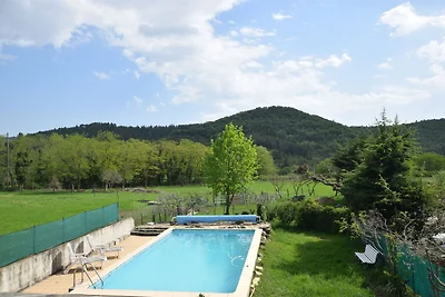 Casa vacanze di charme a Mirabel con piscina
