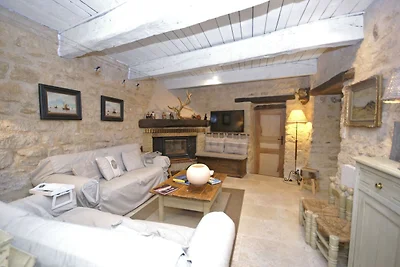 Wunderschöne Villa in Viens mit Swimmingpool