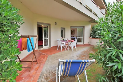 Malerisches Ferienhaus in Giannella in...
