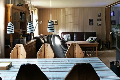 6 Personen Ferienhaus in HALLABRO