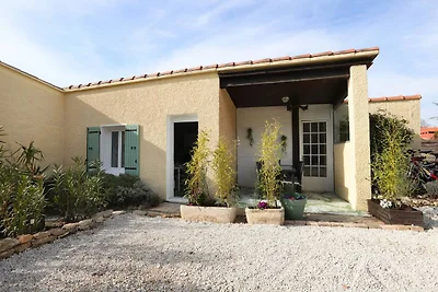 Ferienhaus mit Gemeinschaftspool in Luberon