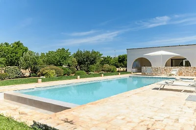Charme Ostunese con piscina