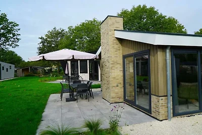 Ferienhaus in Kaatsheuvel mit Terrasse