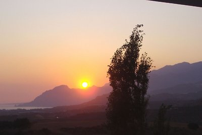 Moderna Villa a Lefkogia - Creta con Piscina