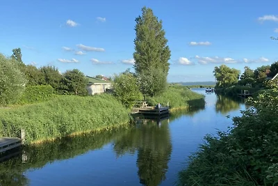 Ferienhaus in Makkum mit Schwimmbecken