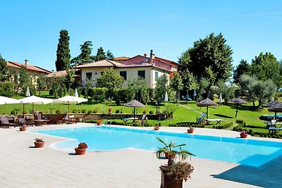 Wohnung in Vinci mit Pool & Wellness