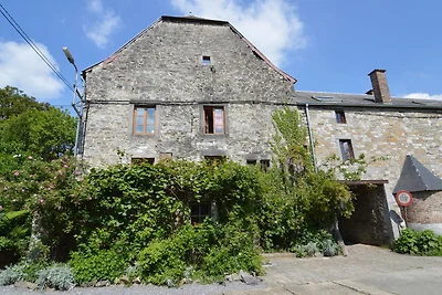 Storico cottage a Hamoir con giardino privato
