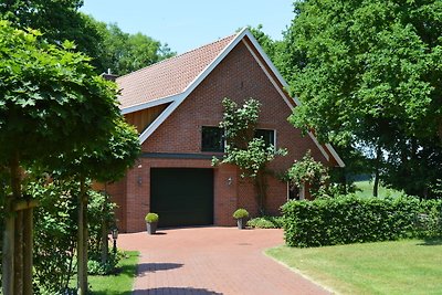 Vakantiehuis in Lindern met tuin