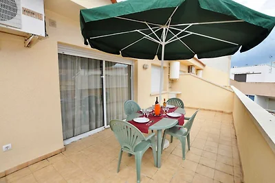 Wohnung in Roses, 50 m vom Strand entfernt
