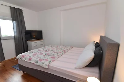 Sweet Apartment Rita - One Bedroom Apartment ...