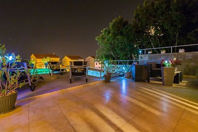 Komfortowy apartament z basenem i tarasem z w...