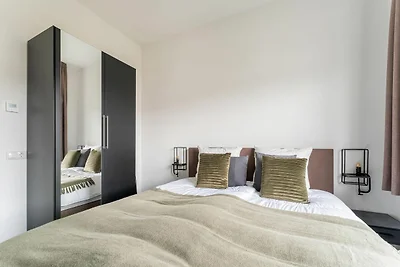 Villa am Wasser, Wald und Golfclub