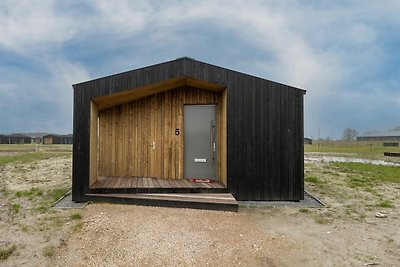 Schönes Ferienhaus in Wissenkerke mit Garten