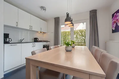 Lussuosa villa con carrello, idromassaggio, i...