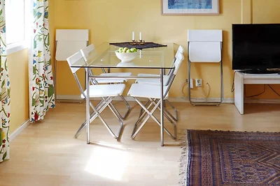 4 persone case ad ÖRKELJUNGA