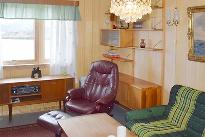 6 Personen Ferienhaus in Sandhornøy