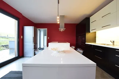 Ferienhaus in Vaux-sur-Sure mit Whirlpool