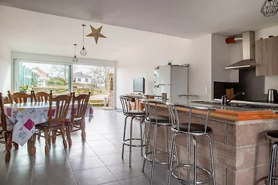 Renoviertes Dorfhaus mit eingezäuntem Garten