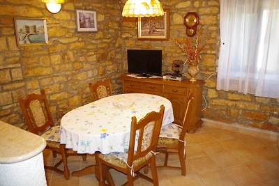 Casa vacanze d'epoca a Rakalj con giardino