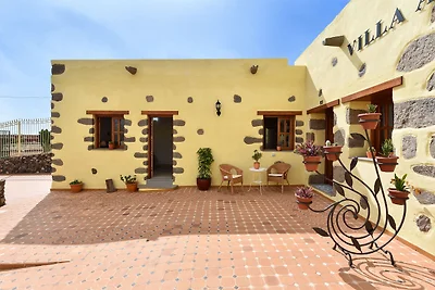 Luxuriöse Villa mit Swimmingpool in Ingenio