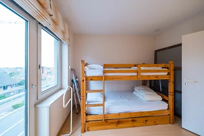Lichtdurchflutete Wohnung in Strandnähe