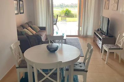 Appartamento moderno in un golf resort con...
