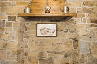 Abitanti Rustic Apartment with Balcony - Two ...