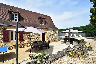 Gemütliches Ferienhaus mit Pool in...