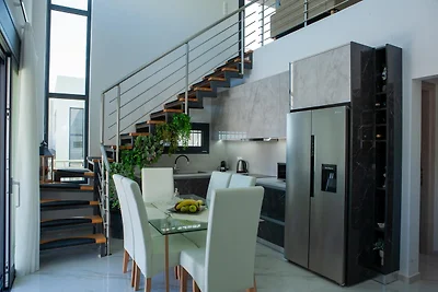 Private Villa mit Pool und Terrasse