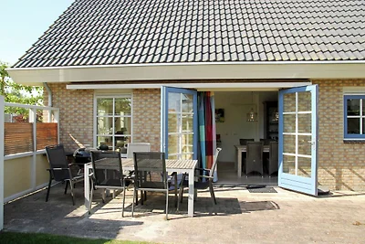Schönes Ferienhaus in Schoorl, strandnah