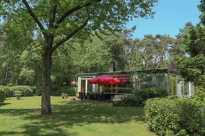 Schönes Ferienhaus mit Garten in Waldnähe in...