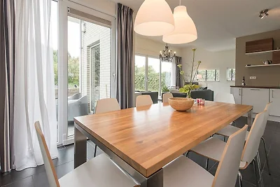 Luxe villa in Harderwijk met tuin