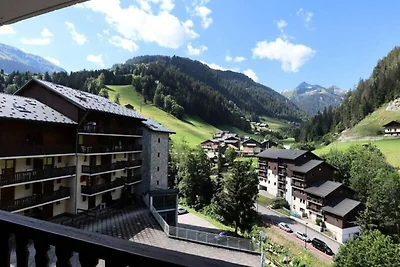 Wohnung in Areches mit Pool und Balkon