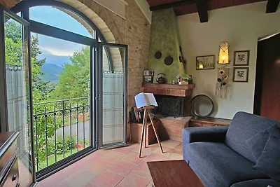 Geräumiges Ferienhaus in Cagli mit Pool