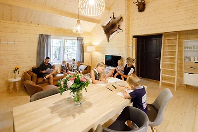 Lodge di legno con terrazza, a Veluwe