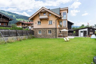 Apartment in Brixen im Thale in Skigebiet