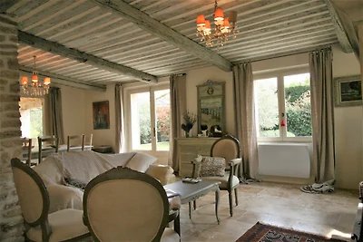 Grandeur Villa a Eygalières con piscina